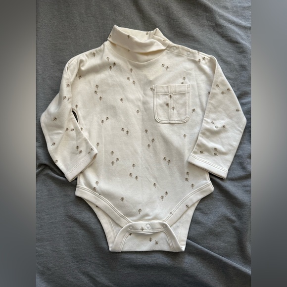 Banana Republic Supima Baby Turtleneck Bodysuit - Picture 2 of 3